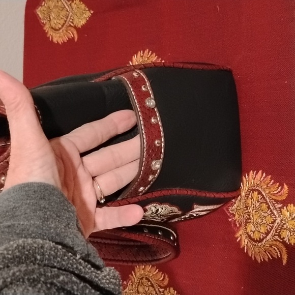 P&G Western Black and Red Women's Bag - Picture 5 of 12